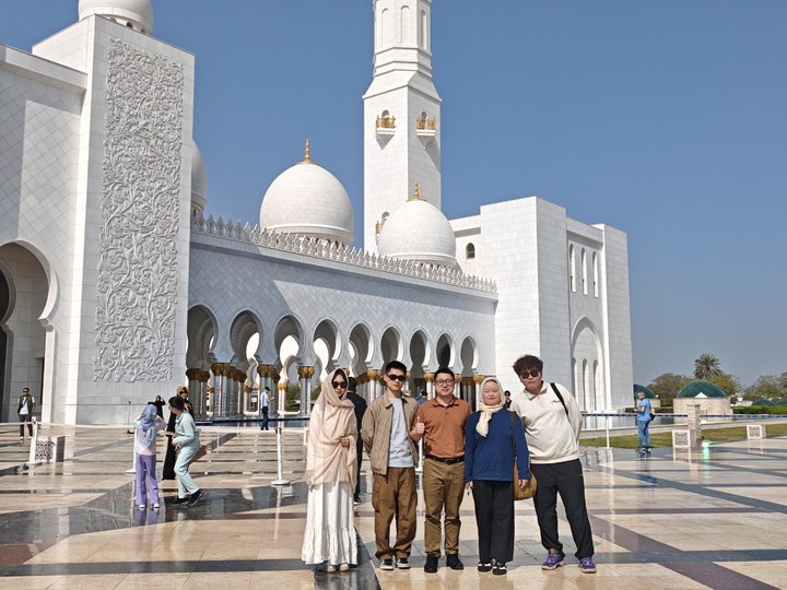 ハオルン・メディカル、地元の文化と市場機会を探るためドバイへ旅行